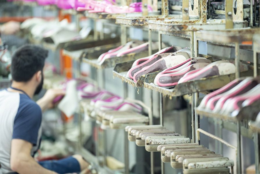 Fornitore di scarpe per negozi
